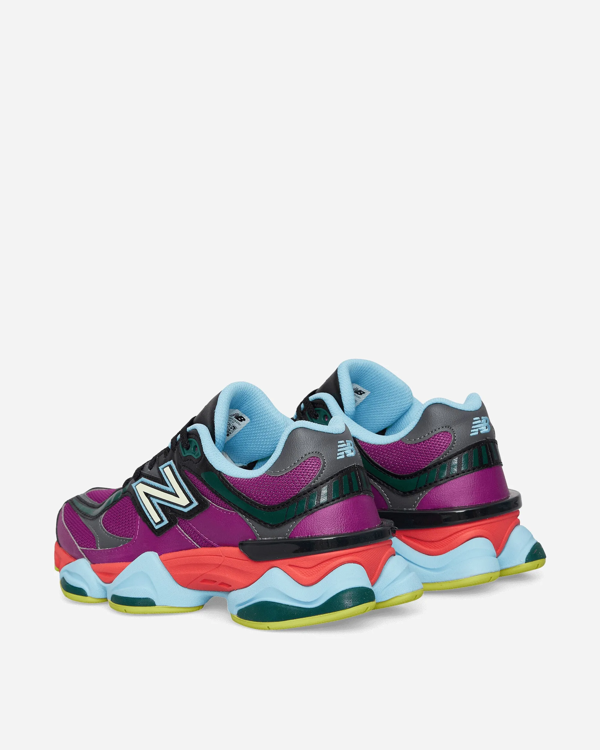 9060 Sneakers Purple Fuchsia / Blast Red