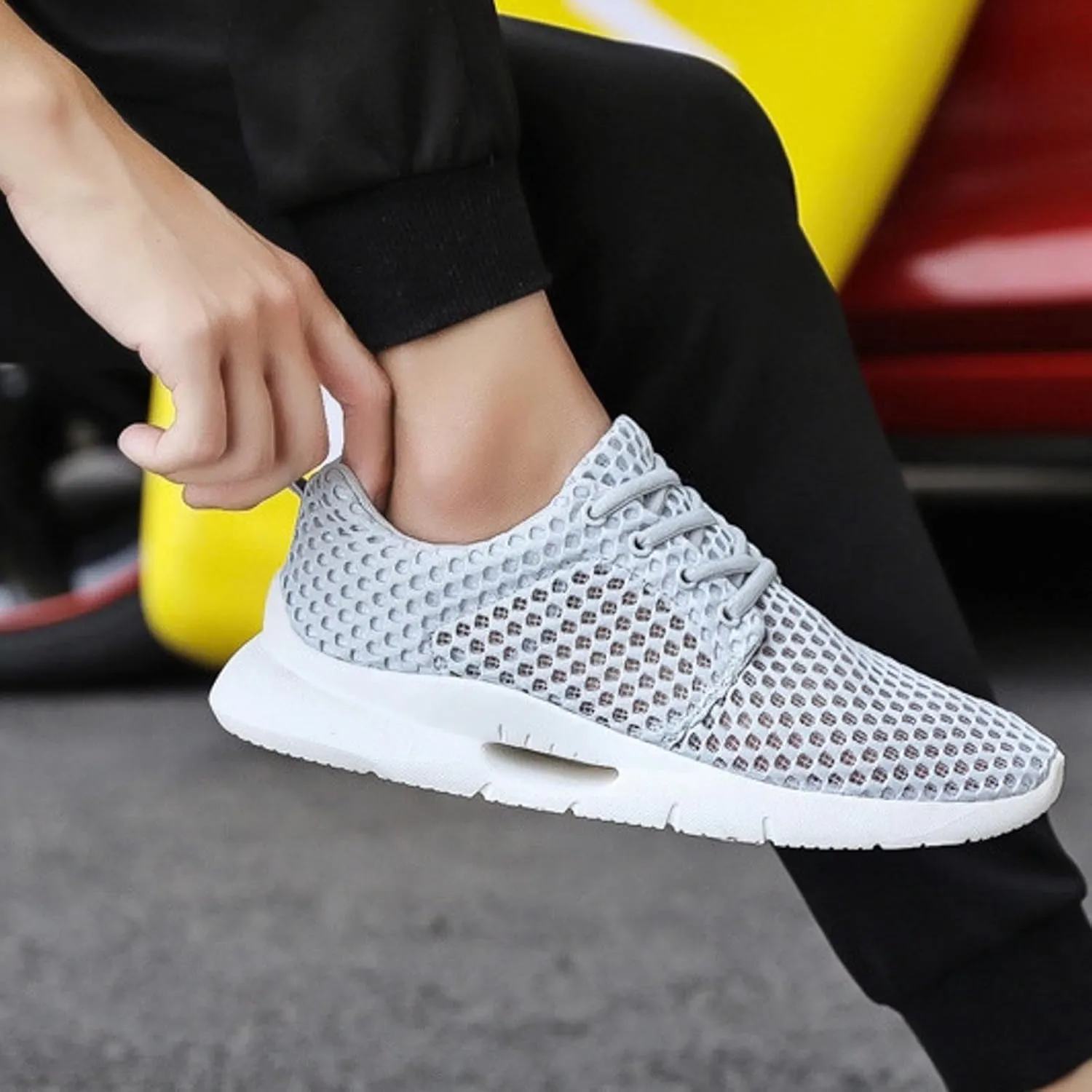 Casual Walking Shoes Men's Breathable and Comfortable Soft Sole Comfortable Sneakers