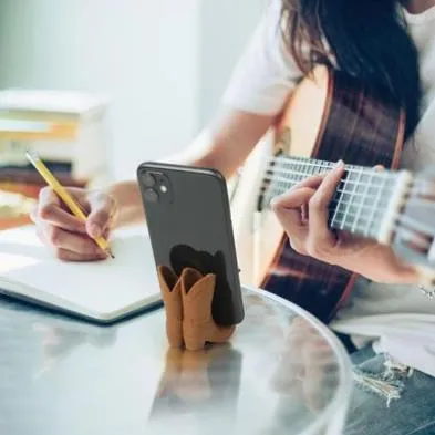 Giddy Up Phone Stand