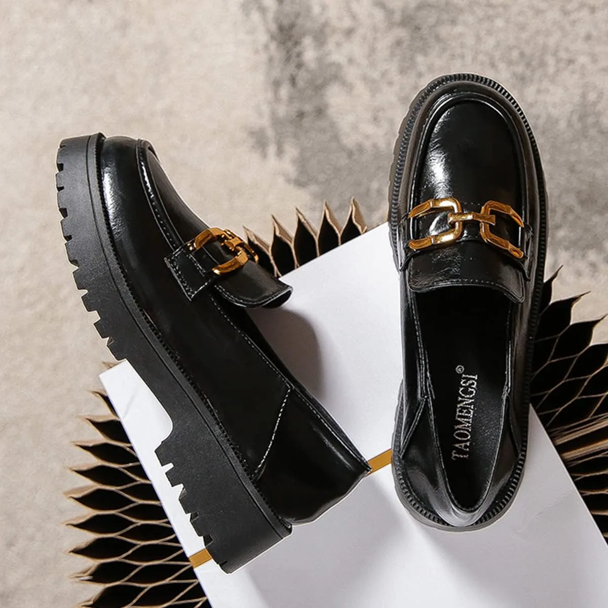 JOEupin Women's Chunky Heel Loafers Platform Patent Leather Chunky Loafers Leather Shoes with Metal