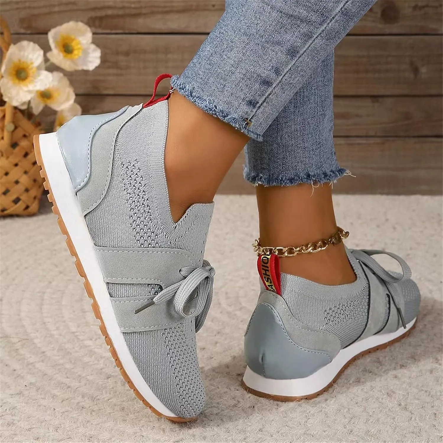 Lausiuoe Slip On Sneakers Women Arch Support Walking Shoes Comfort Light Weight Mesh Tennis Running Gym Fashion Sneakers 2025