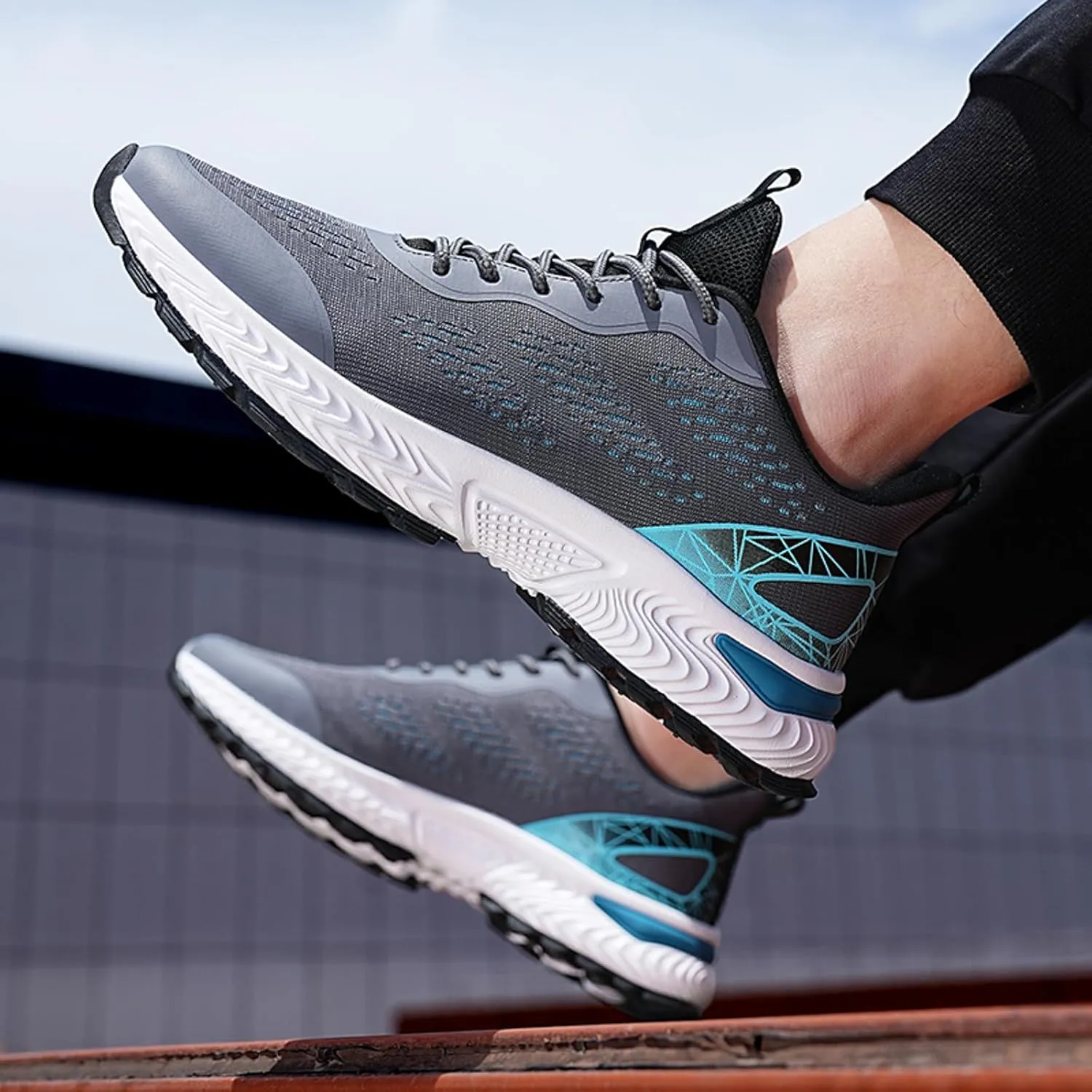 Men's Classic Casual Jogging Sneakers Comfortable Breathable Lace Up Sneaker Breathable Diabetic Shoes for Men