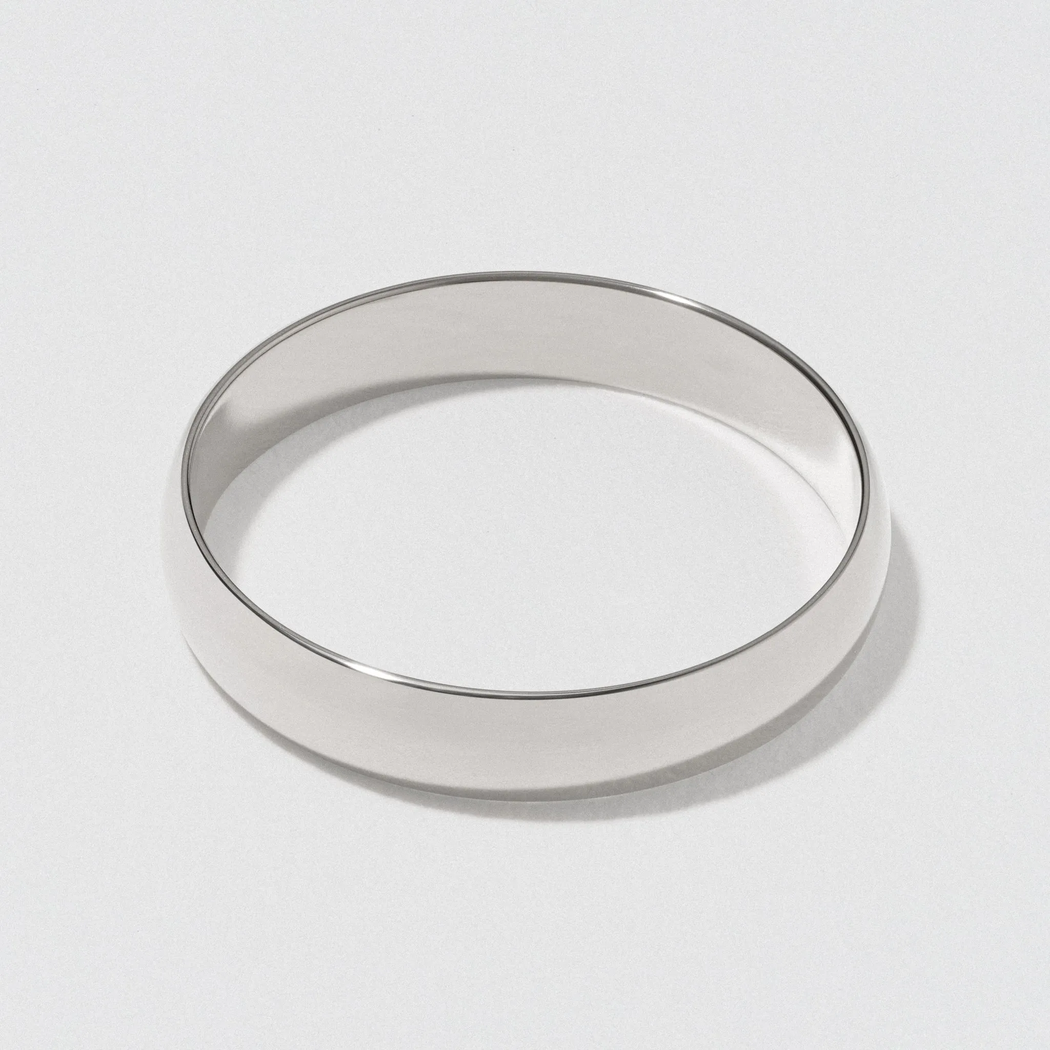 Platinum Classic Wedding Band - Polished 4mm