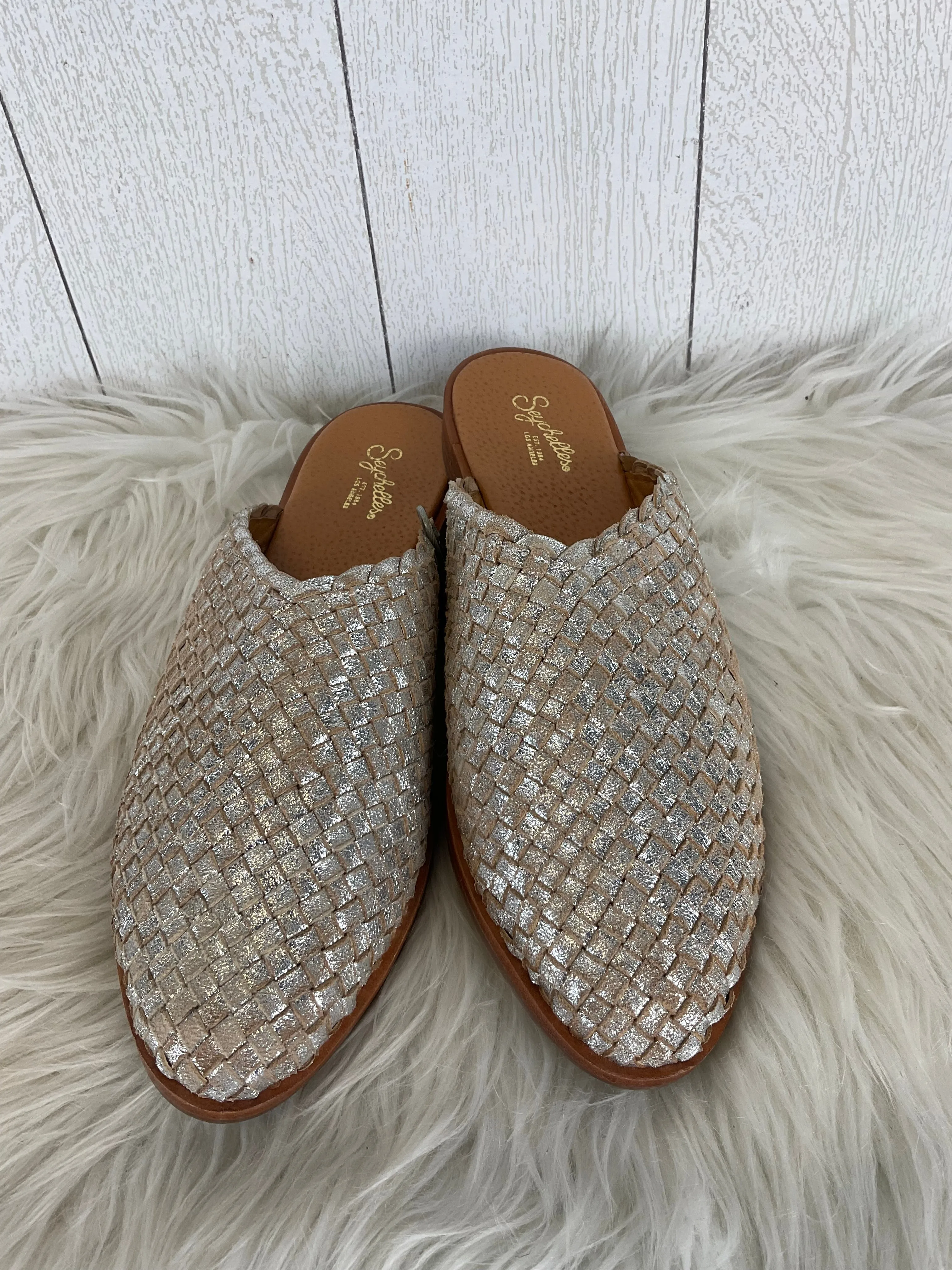 Shoes Flats By Seychelles In Tan, Size: 9