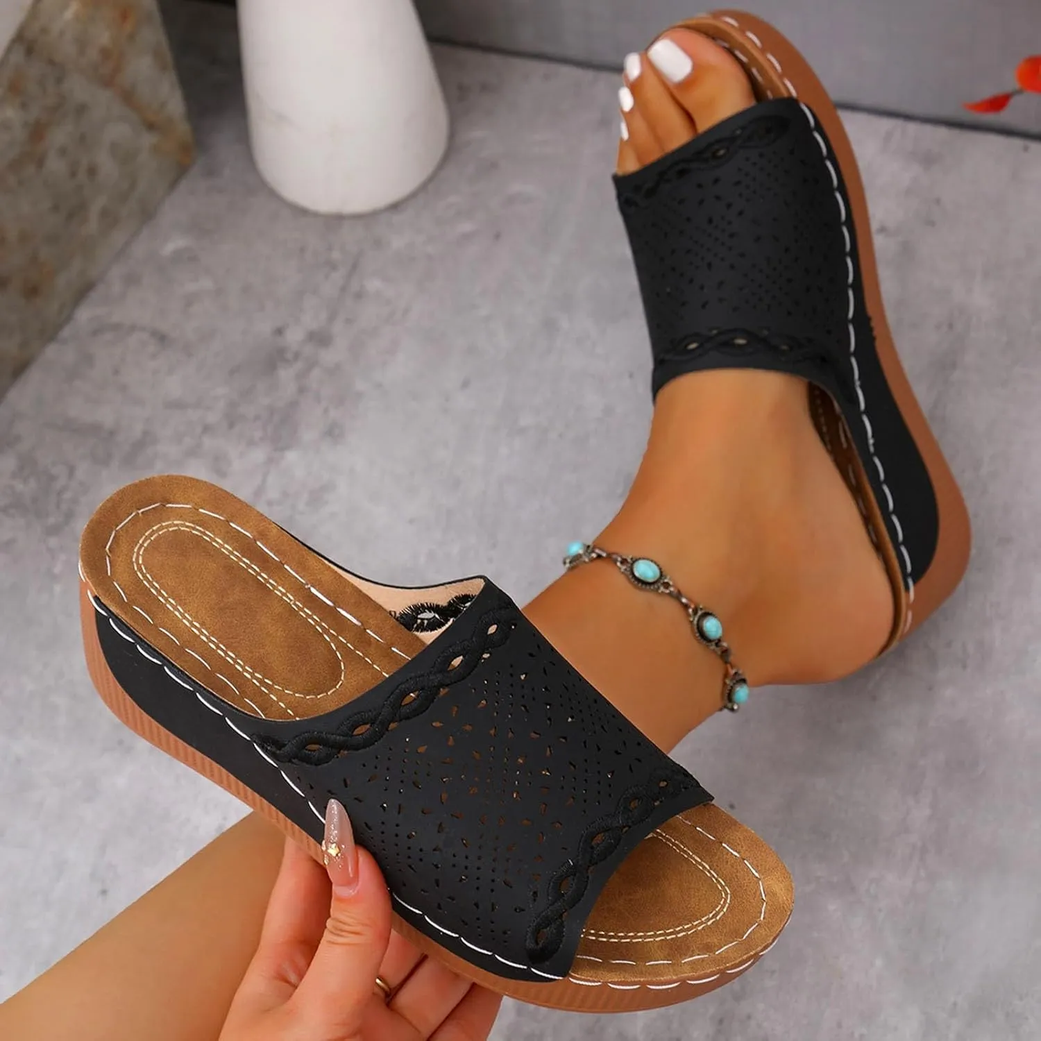 Slippers for Women Summer Beach Platform Sandals Slip on Wide Width Sandals Leather Wedge Slippers Walking Shoes