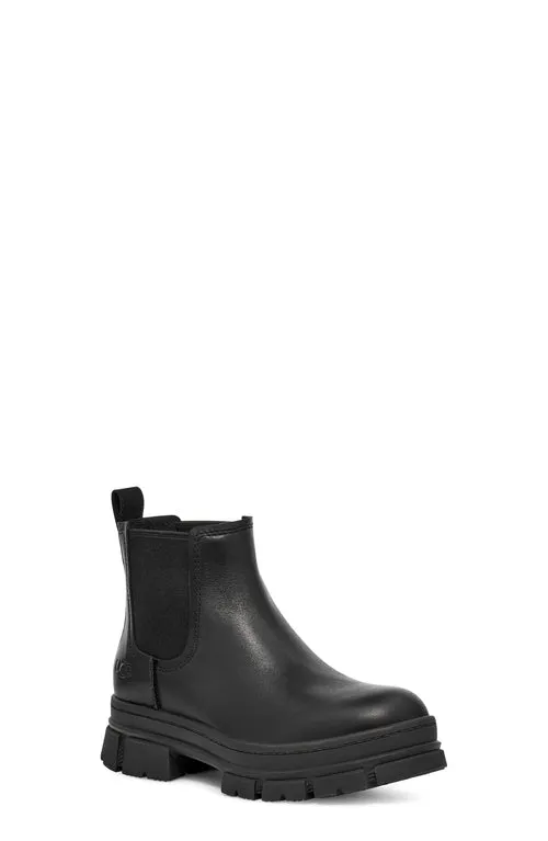 UGG Womens Ashton Chelsea Boots